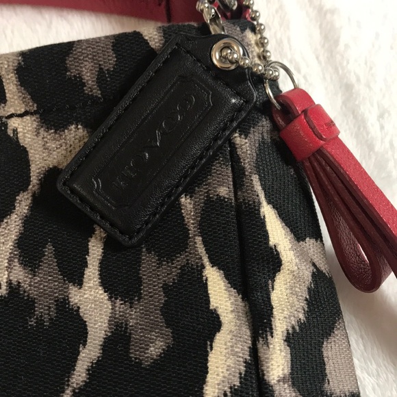 COACH PARK OCELOT PRINT HOBO CROSSBODY BAG preowned. Excellent condition. - Picture 5 of 10